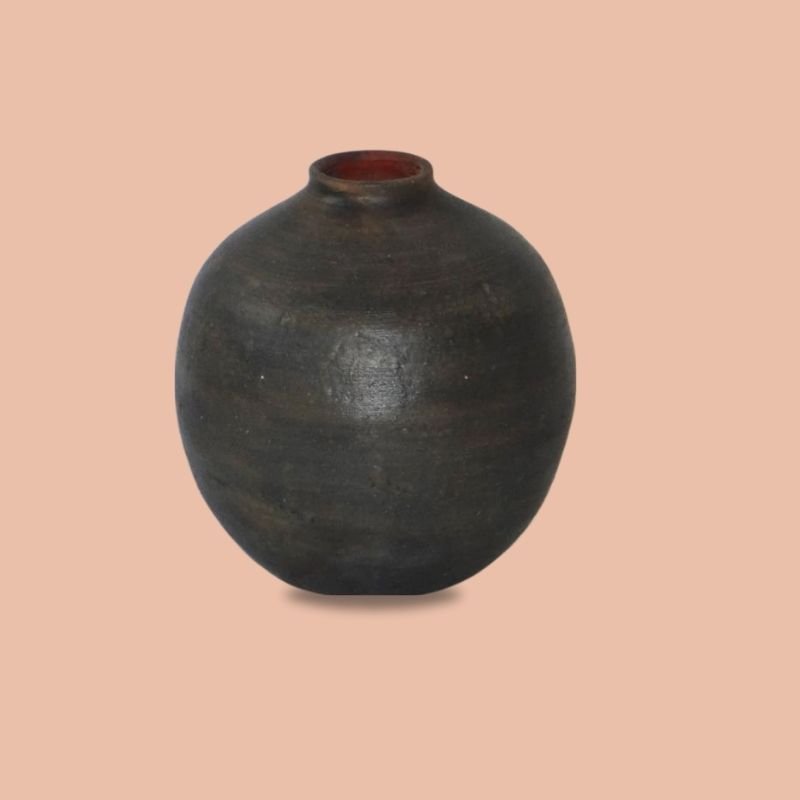 47-1.jpg Terracotta Planter - Image 1