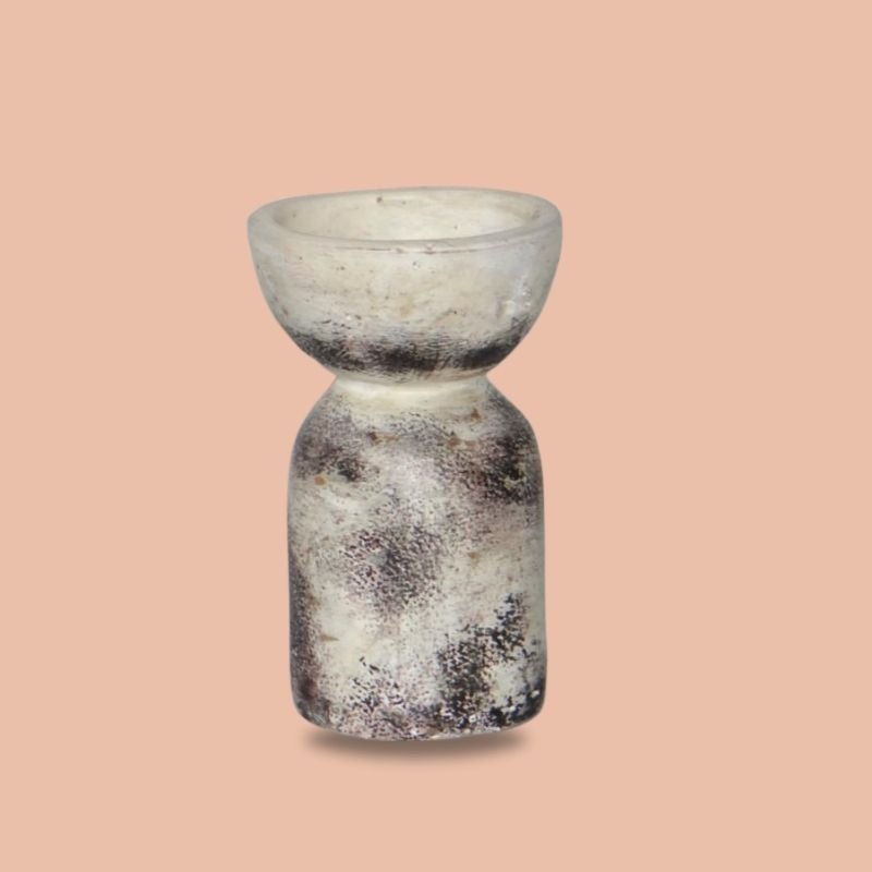 66-1.jpg Terracotta Planter - Image 1