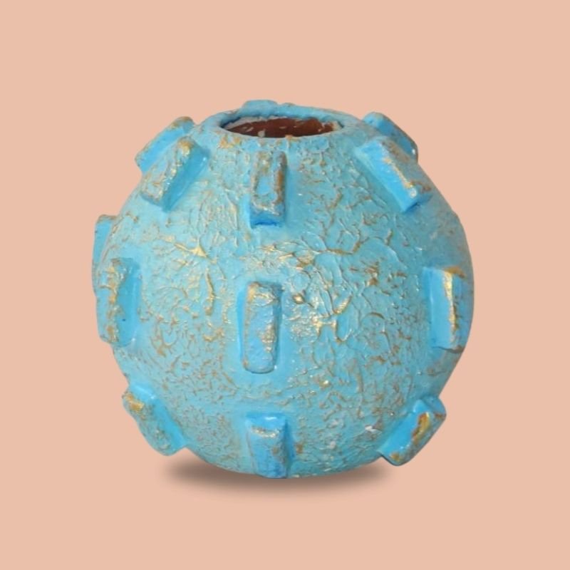 99.jpg Terracotta Planter - Image 1